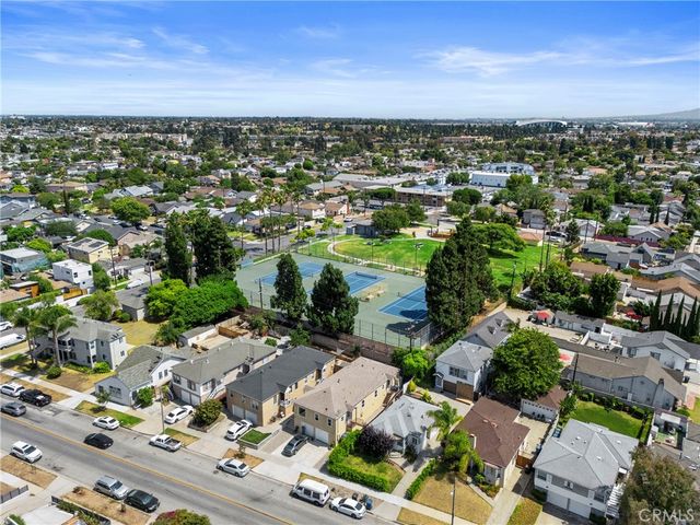 612 E Fairview Boulevard, Inglewood, CA 90302