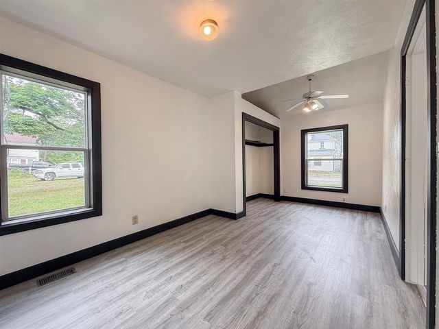 205 Pokagon Street, Dowagiac, MI 49047
