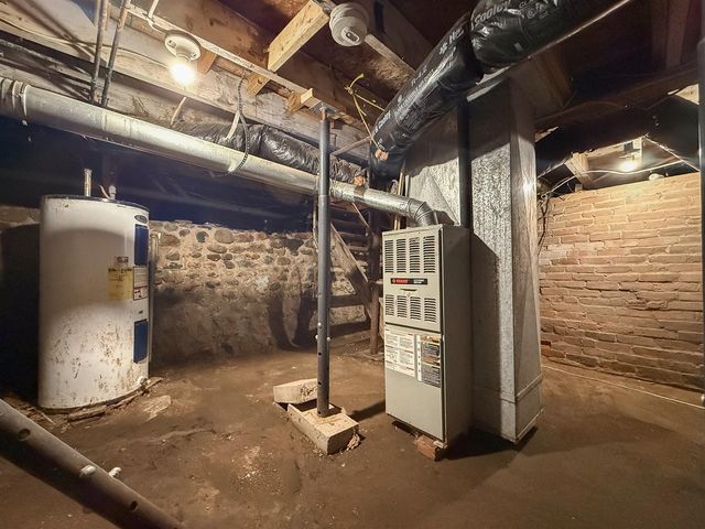 205 Pokagon Street, Dowagiac, MI 49047