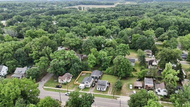 205 Pokagon Street, Dowagiac, MI 49047