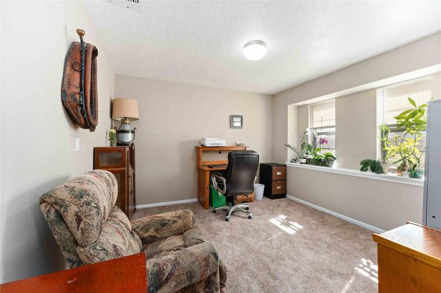 5222 Glenvalley Drive, La Porte, TX 77571