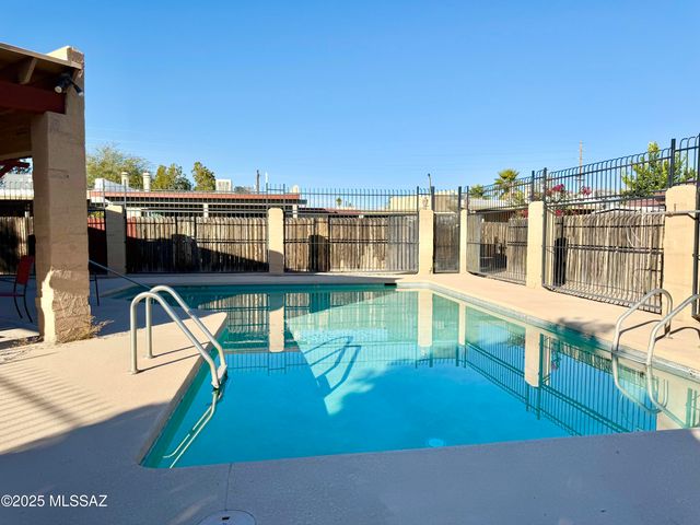 1884 W Record Street, Tucson, AZ 85705