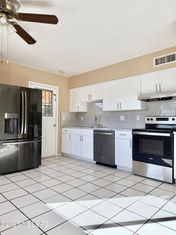 1884 W Record Street, Tucson, AZ 85705