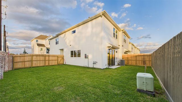 3911 Willowbend Point, Houston, TX 77025