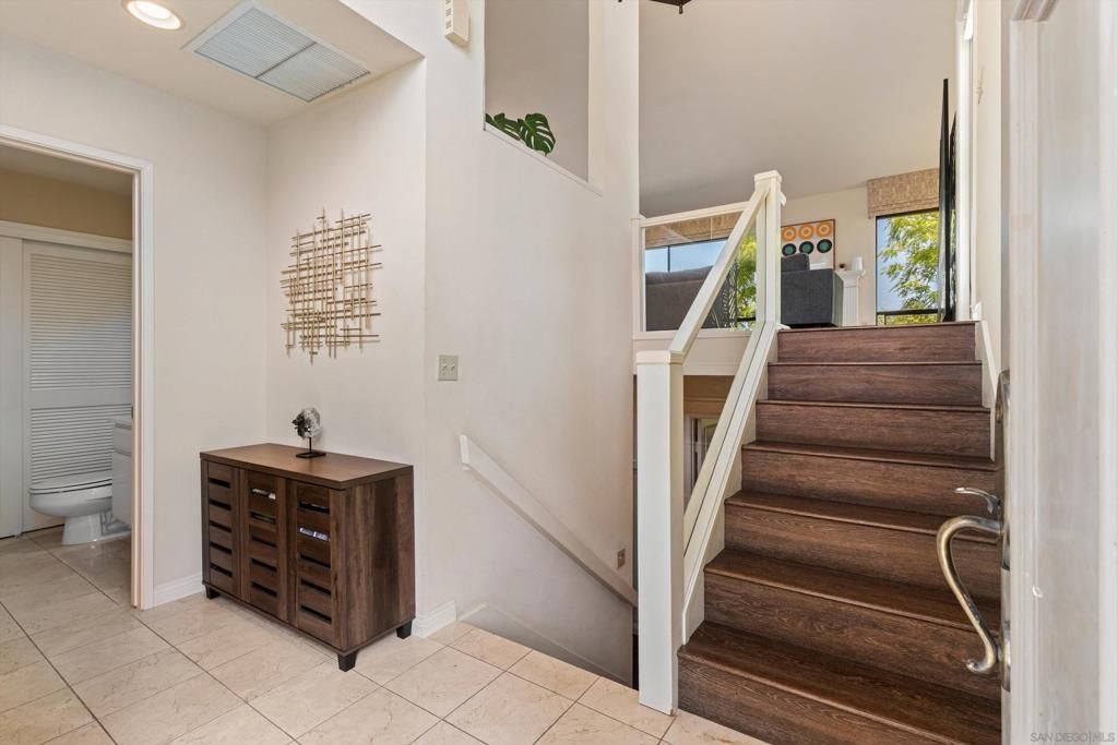 6667 La Jolla Scenic Drive South, La Jolla, CA 92037 — exterior