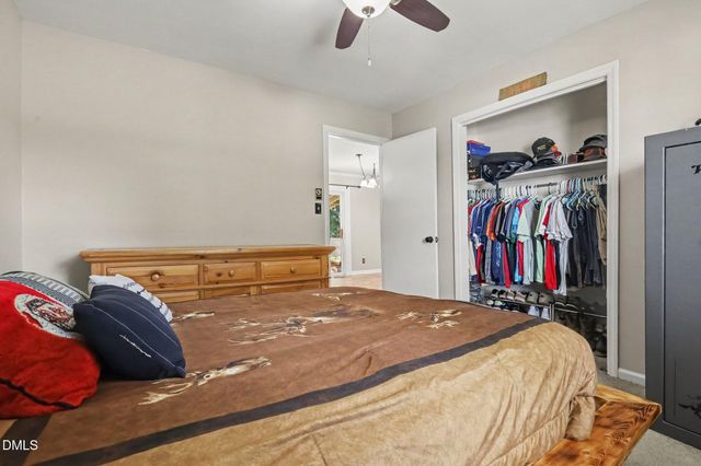 200 Paceville Road, Selma, NC 27576