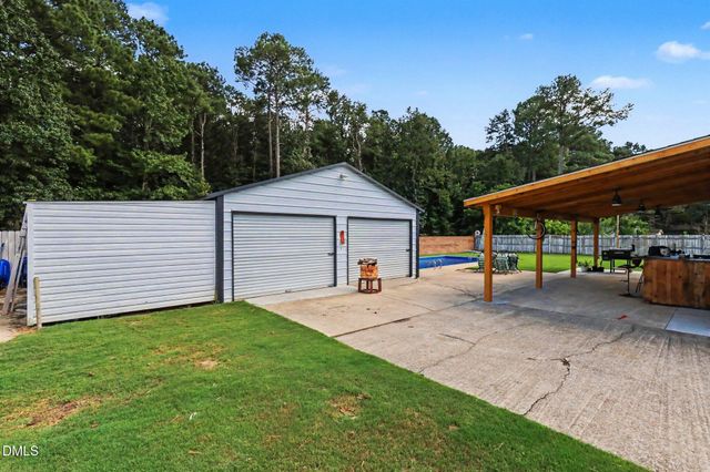 200 Paceville Road, Selma, NC 27576
