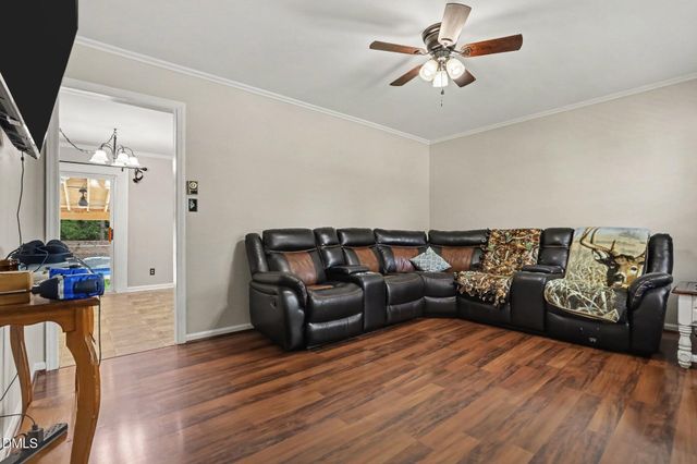 200 Paceville Road, Selma, NC 27576