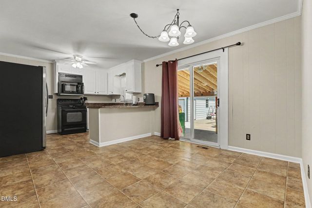 200 Paceville Road, Selma, NC 27576