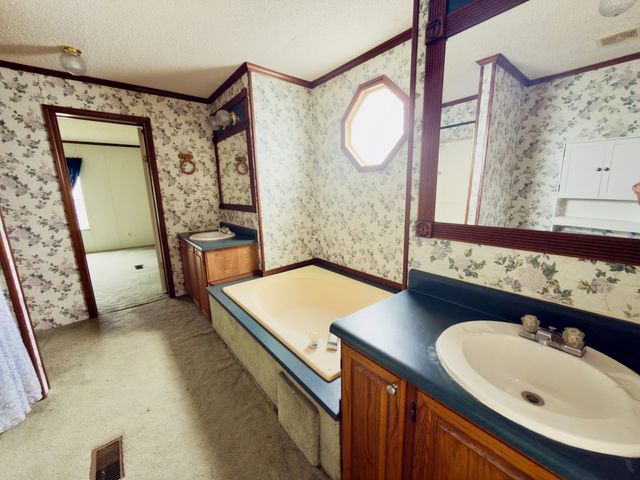 376 Red Top Rd, Indian Mound, TN 37079