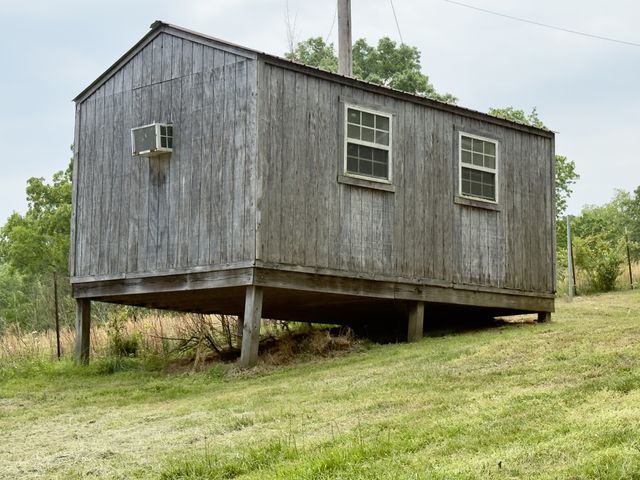 376 Red Top Rd, Indian Mound, TN 37079
