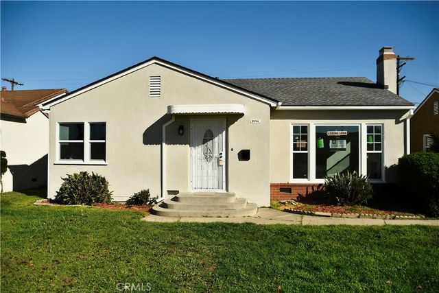 9106 S Gramercy Place, Los Angeles, CA 90047