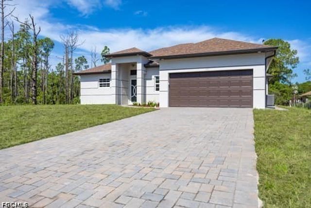 1511 Rush AVE, Lehigh Acres, FL 33972