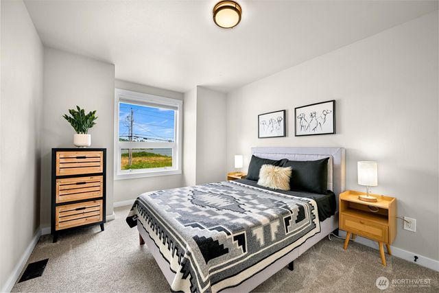 4393 Saltspring Drive, Ferndale, WA 98248