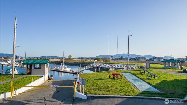 4393 Saltspring Drive, Ferndale, WA 98248