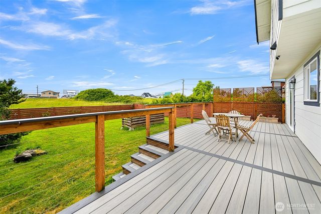 4393 Saltspring Drive, Ferndale, WA 98248