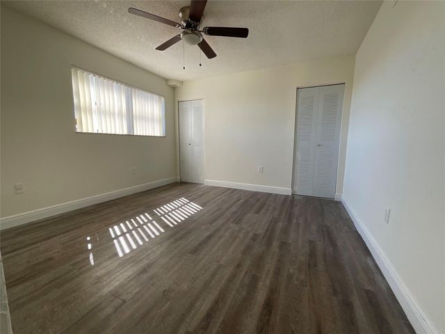 19455 NE 10 Avenue 4-116, North Miami Beach, FL 33179