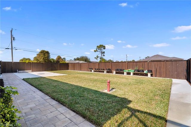 2341 NW 36th PL, Cape Coral, FL 33993