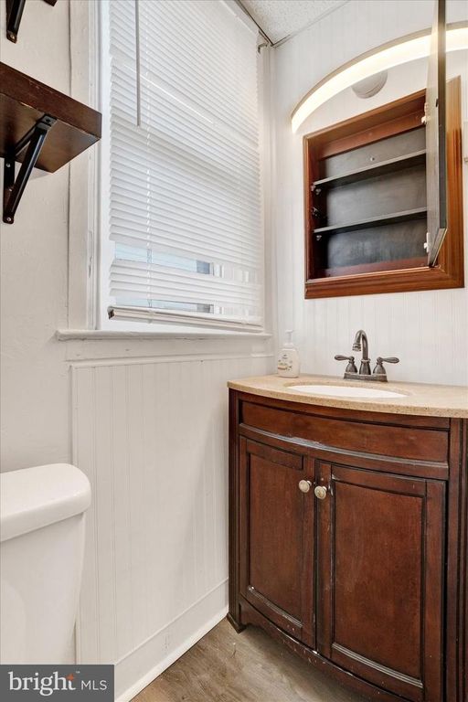 Image 17 of property listing at 642 PENNSYLVANIA AVE, York, PA 17404