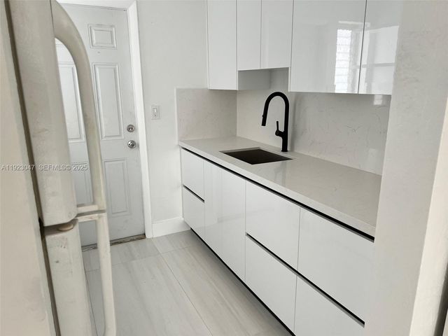 944 Meridian Ave 10, Miami Beach, FL 33139