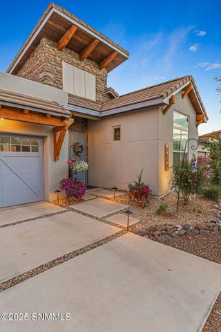 3684 Santa Cecilia Avenue, Las Cruces, NM 88012
