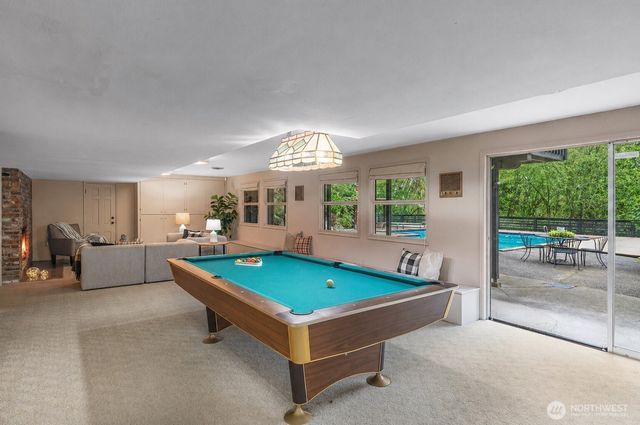 16521 NE 1st Place, Bellevue, WA 98008