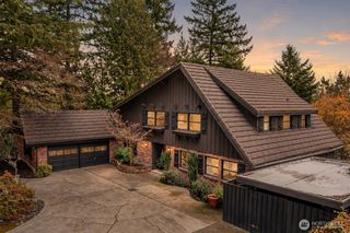 16521 NE 1st Place, Bellevue, WA 98008