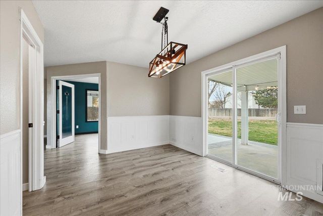 16023 N Saint Helens Dr, Nampa, ID 83651