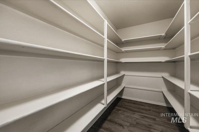 16023 N Saint Helens Dr, Nampa, ID 83651