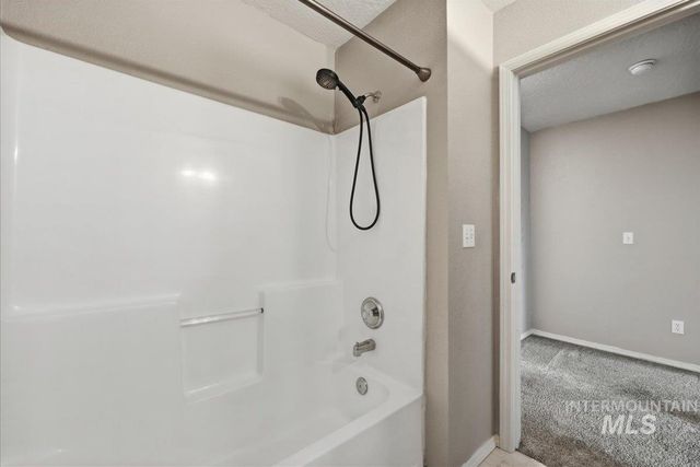 16023 N Saint Helens Dr, Nampa, ID 83651