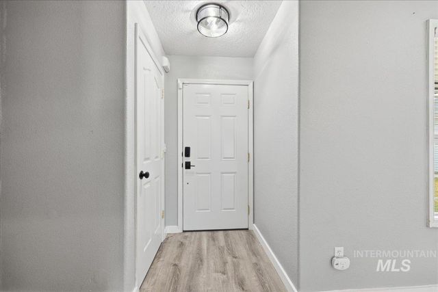 16023 N Saint Helens Dr, Nampa, ID 83651