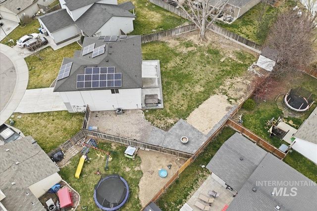 16023 N Saint Helens Dr, Nampa, ID 83651