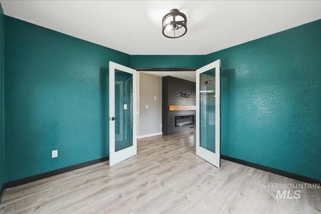 16023 N Saint Helens Dr, Nampa, ID 83651