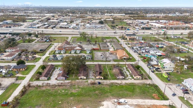 3121 Brewster Street, Houston, TX 77026