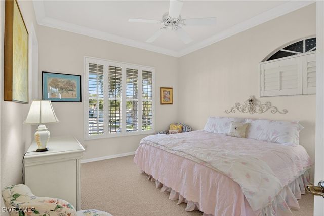 1867 Seville BLVD 422, Naples, FL 34109