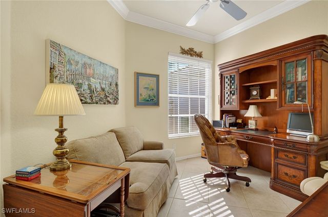 1867 Seville BLVD 422, Naples, FL 34109