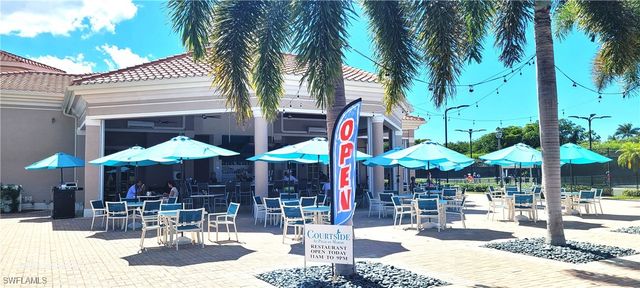 1867 Seville BLVD 422, Naples, FL 34109