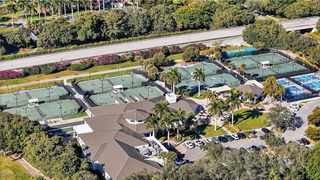 1867 Seville BLVD 422, Naples, FL 34109