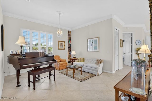 1867 Seville BLVD 422, Naples, FL 34109