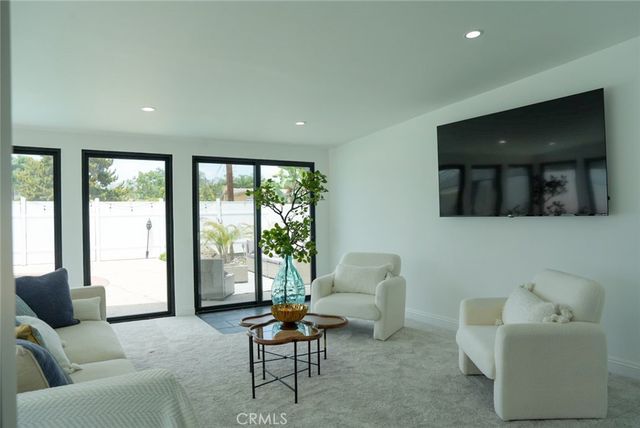 1641 W El Portal Dr, La Habra, CA 90631