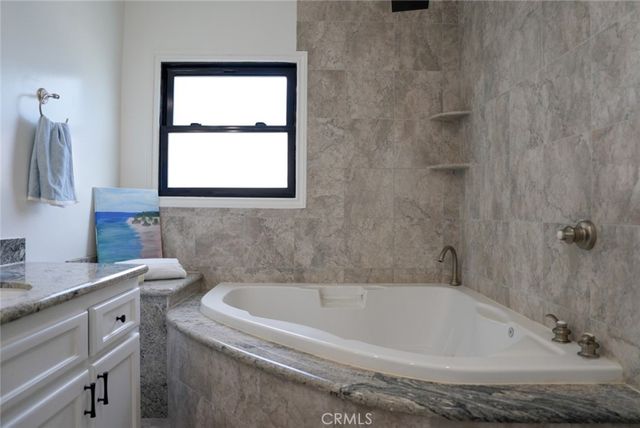 1641 W El Portal Dr, La Habra, CA 90631