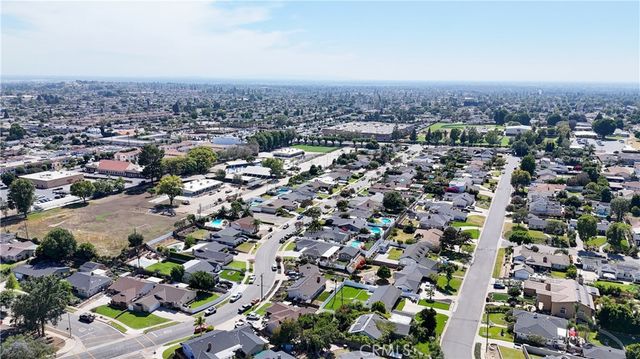 1641 W El Portal Dr, La Habra, CA 90631