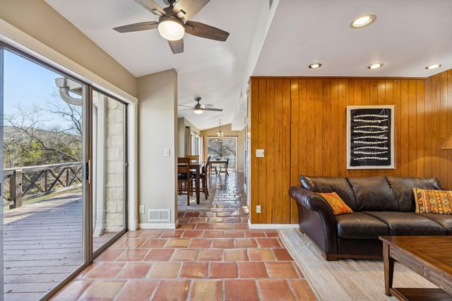 2730 Ponderosa DR, New Braunfels, TX 78132