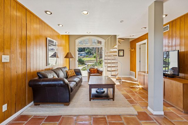 2730 Ponderosa DR, New Braunfels, TX 78132