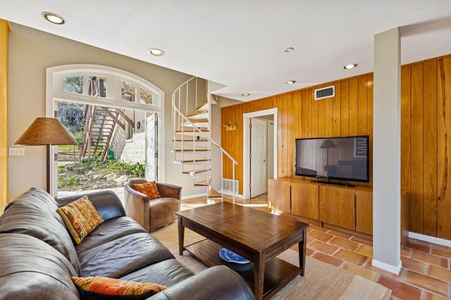 2730 Ponderosa DR, New Braunfels, TX 78132