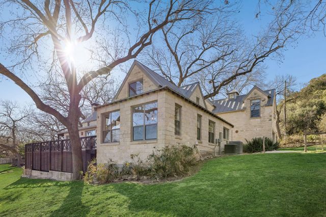 2730 Ponderosa DR, New Braunfels, TX 78132