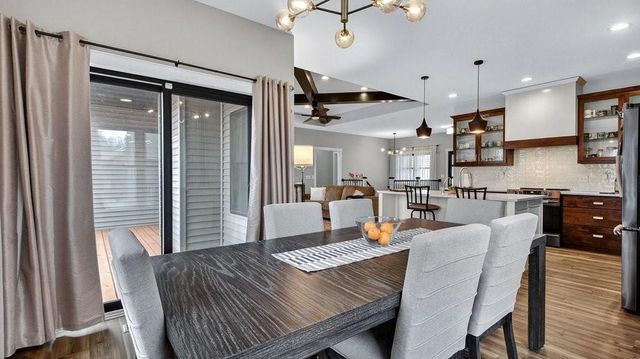 4642 S Oakwood Hills Parkway, Eau Claire, WI 54701