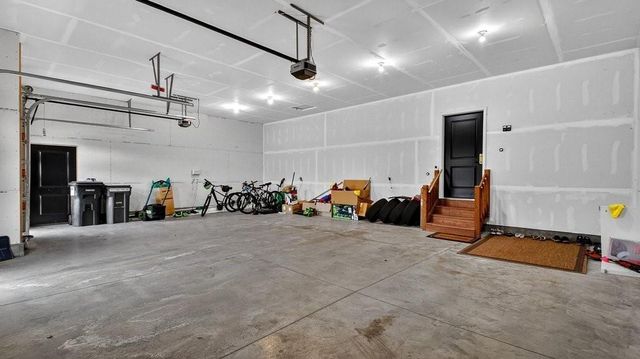 4642 S Oakwood Hills Parkway, Eau Claire, WI 54701
