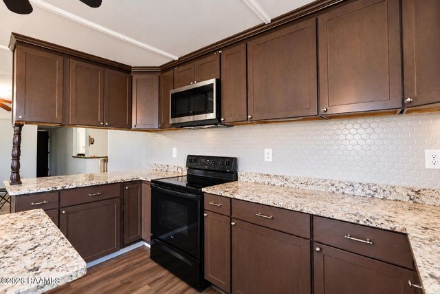 803 Roger Road, Scott, LA 70583