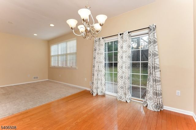 14 Scarlet Oak Dr, Montgomery Twp., NJ 08540